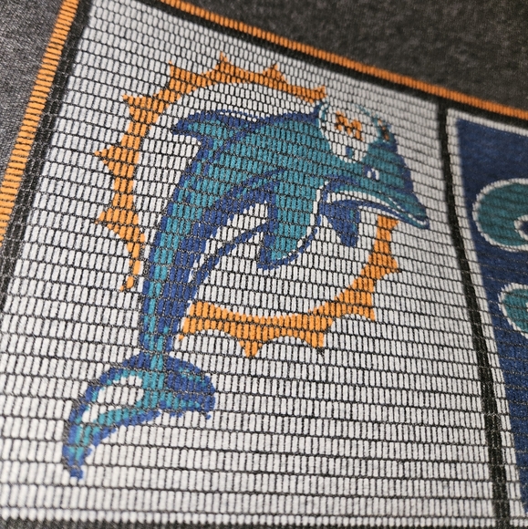 NFL Deadstock Grey Miami Dolphins Graphic Tee - Picture 5 of 5